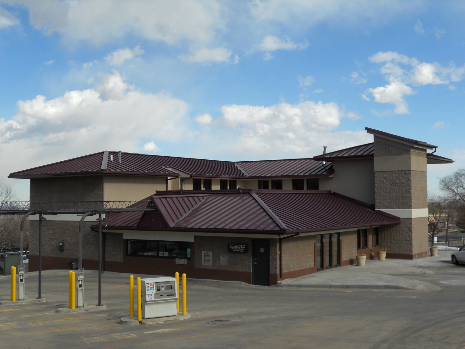 picture of standing seam roof on bank